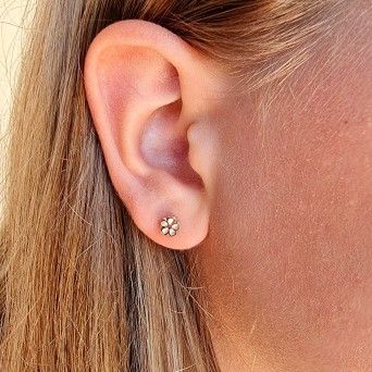 BRINCO OURO 9KT - FLOR