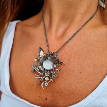 ANEMONE NECKLACE - VINTAGE COLLECTION