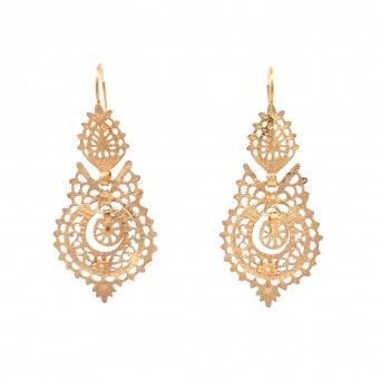 GOLDEN RAT EARRINGS - QUEEN